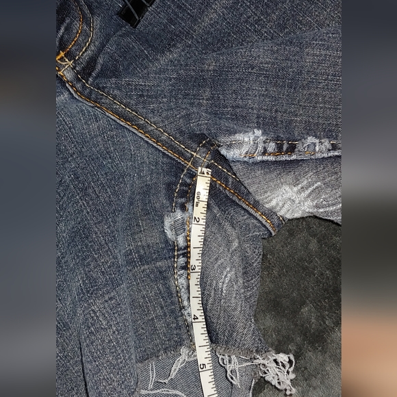 SANTANA JEANS Cut Off Shorts - Picture 7 of 7